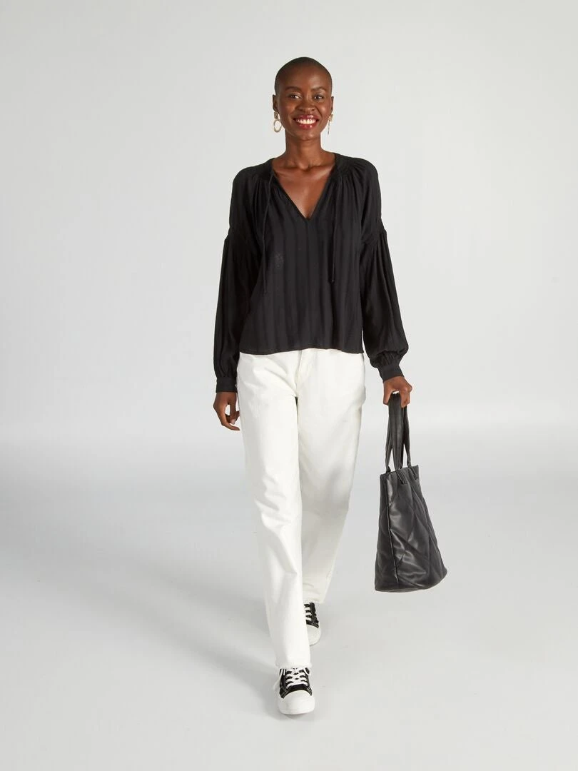 Blusa Con Manga Abombada Y Tejido Texturizado - Negro 4 Blusa Con Manga Abombada Y Tejido Texturizado - Negro - Imagen 2