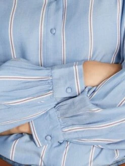 Blusa Con Motivo - DESENFOQUE DE RAYOS -Zalaris Tienda blusa con motivo desenfoque de rayos aiu09 5 frb5