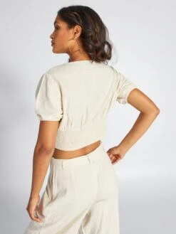 Blusa Crop Top De Lino Con Escote Pronunciado - NATURAL COMO -Zalaris Tienda blusa crop top de lino con escote pronunciado natural como acw52 1 frb4