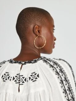 Blusa De Manga Abombada Con Bordado Negro - AS CRUDO -Zalaris Tienda blusa de manga abombada con bordado negro as crudo axn28 1 frb7