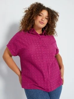 Blusa De Manga Corta Con Bordado Inglés - Fucsia