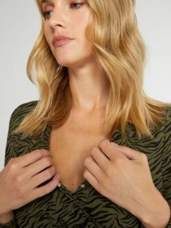 Blusa Estampada Premamá - CAQUIPOBETO 11 Blusa Estampada Premamá - CAQUIPOBETO -Zalaris Tienda blusa estampada premama caquipobeto ajq20 2 frb5