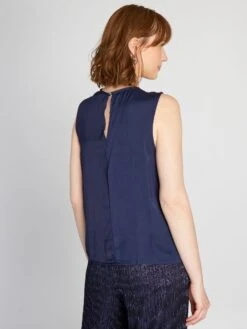 Blusa Ligera Sin Mangas - AZUL -Zalaris Tienda blusa ligera sin mangas azul ato64 1 frb4