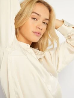 Blusa Satinada De Manga Larga - CERVEZA BEIGE 9 Blusa Satinada De Manga Larga - CERVEZA BEIGE -Zalaris Tienda blusa satinada de manga larga cerveza beige aee25 2 frb4