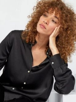 Blusa Satinada - NEGRO -Zalaris Tienda blusa satinada negro aea97 1 frb5