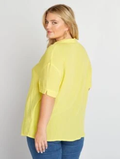 Blusa Vaporosa Con Cuello De Pico - Amarillo -Zalaris Tienda blusa vaporosa con cuello de pico amarillo ajl22 1 frb4