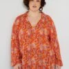 Blusa Vaporosa Con Estampado - NARANJA