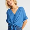Blusa Vaporosa De Punto De Crepé - AZUL 2 Blusa Vaporosa De Punto De Crepé - AZUL -Zalaris Tienda blusa vaporosa de punto de crepe azul acw50 2 frb1
