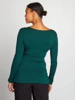 Camiseta Con Cuello Cruzado - PONE VERDE -Zalaris Tienda camiseta con cuello cruzado pone verde ala71 5 frb3