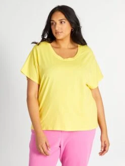 Camiseta Con Cuello Redondo - AMARILLO