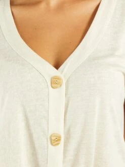 Camiseta Con Escote Abotonado - Beige -Zalaris Tienda camiseta con escote abotonado beige asm66 1 frb4