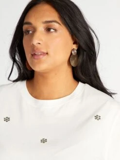 Camiseta De Cuello Redondo Con Strass - BLANCO -Zalaris Tienda camiseta de cuello redondo con strass blanco zo943 1 frb4