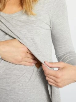 Camiseta De Lactancia Cruzada Por Delante - GRIS -Zalaris Tienda camiseta de lactancia cruzada por delante gris ala81 1 frb4