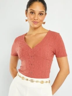 Camiseta De Manga Corta Con Botones De Fantasía - MARCHA ROJA