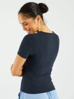 Camiseta De Manga Corta Con Botones De Fantasía - SKY_CAP -Zalaris Tienda camiseta de manga corta con botones de fantasia skycap arp63 1 frb3