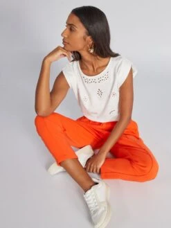 Camiseta De Punto De Canalé Con Calados - BEIGE