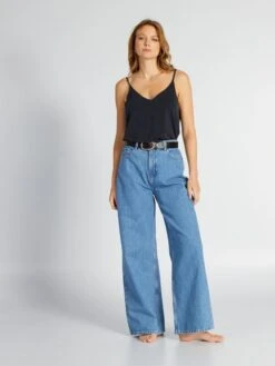 Camiseta De Tirantes Finos - Negro -Zalaris Tienda camiseta de tirantes finos negro avy01 4 frb2