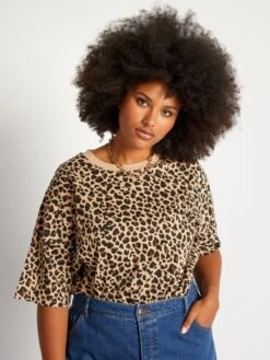 Camiseta Estampada Con Cuello Redondo - BEIGE