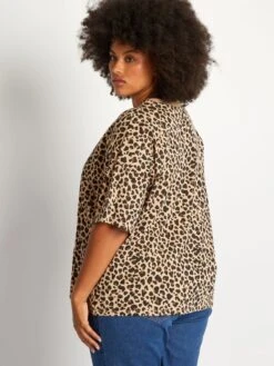 Camiseta Estampada Con Cuello Redondo - BEIGE -Zalaris Tienda camiseta estampada con cuello redondo beige ajy43 2 frb3