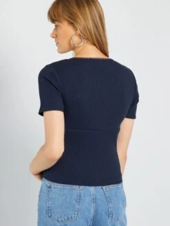 Camiseta Estilo Body Con Bordes De Macramé - Negro Iris -Zalaris Tienda camiseta estilo body con bordes de macrame negro iris alz67 2 frb4