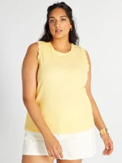 Camiseta Sin Mangas De Punto De Canalé - AMARILLO DORADO -Zalaris Tienda camiseta sin mangas de punto de canale amarillo dorado ast39 1 frb4