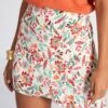 Falda Corta Cruzada Con Estampado De Flores - BEIGE -Zalaris Tienda falda corta cruzada con estampado de flores beige amd50 1 frb1