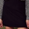 Falda Corta - Negro