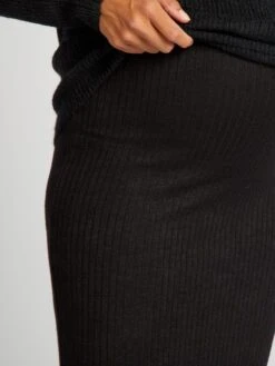 Falda De Tubo Premamá De Punto De Canalé - Negro -Zalaris Tienda falda de tubo premama de punto de canale negro ajo38 2 frb5