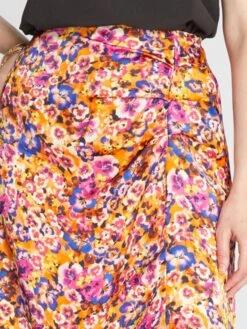 Falda Midi Con Estampado De Flores - FLORES -Zalaris Tienda falda midi con estampado de flores flores atn76 1 frb4