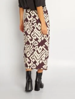 Falda Midi Con Estampado - Púrpura -Zalaris Tienda falda midi con estampado purpura azo90 1 frb3