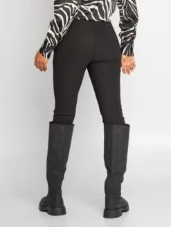 Legging De Canalé De Tiro Alto - Negro -Zalaris Tienda legging de canale de tiro alto negro ajj50 1 frb3