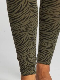 Legging Premamá Estampado De Material Ultrasuave - KAKI -Zalaris Tienda legging premama estampado de material ultrasuave kaki ajo45 2 frb5
