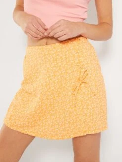 Minifalda Pantalón Con Estampado Floral Y Abertura - NARANJA