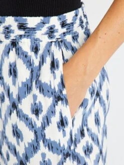 Pantalón Ancho Con Estampado 'JDY' - Ikat -Zalaris Tienda pantalon ancho con estampado jdy ikat aim97 1 frb4