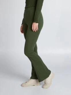 Pantalón Flare De Punto De Canalé - KOMU VERDE -Zalaris Tienda pantalon flare de punto de canale komu verde ael86 5 frb3