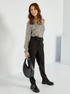 Pantalón Tapered Con Cinturón - Negro