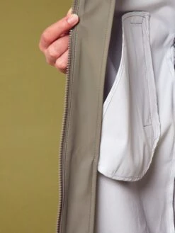 Parka Hidrófuga Con Capucha - KAKI -Zalaris Tienda parka hidrofuga con capucha kaki adp86 1 frb5