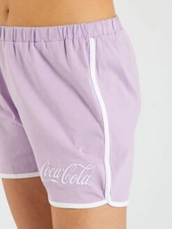 Pijama Corto 'Coca-Cola' - 2 Piezas - BEIGE 11 Pijama Corto 'Coca-Cola' - 2 Piezas - BEIGE -Zalaris Tienda pijama corto coca cola 2 piezas beige acp19 1 frb5