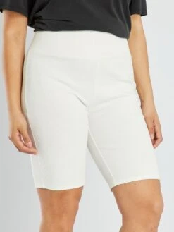 Short Ciclista De Punto De Canalé - Blanco -Zalaris Tienda short ciclista de punto de canale blanco zs591 2 frb3