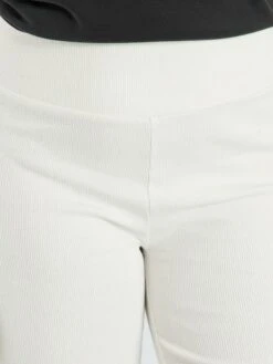 Short Ciclista De Punto De Canalé - Blanco -Zalaris Tienda short ciclista de punto de canale blanco zs591 2 frb5