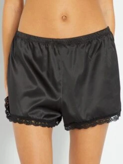 Short De Raso Con Encaje - Negro