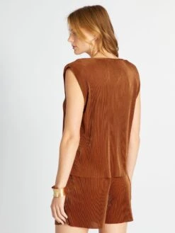 Top Plisado - GUACAMAYO MARRÓN -Zalaris Tienda top plisado guacamayo marron asa84 1 frb3