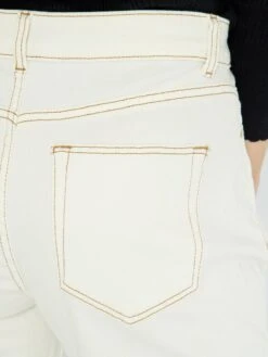 Vaquero Mom Con Talle Muy Alto - L32 - BLANCO -Zalaris Tienda vaquero mom con talle muy alto l32 blanco zk670 2 frb6