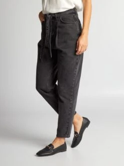 Vaquero Recto Paper Bag De Talle Alto - NIEVE_NEGRA -Zalaris Tienda vaquero recto paper bag de talle alto nievenegra axl65 1 frb4