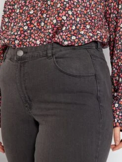 Vaquero Slim Elástico - 30L - NEGRO -Zalaris Tienda vaquero slim elastico 30l negro zj382 1 frb4