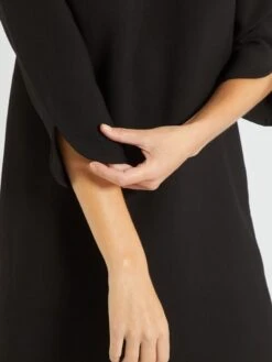 Vestido Corto Con Cuello De Pico - Negro -Zalaris Tienda vestido corto con cuello de pico negro zg179 1 frb4