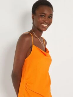 Vestido Corto Con Escote Drapeado - Naranja -Zalaris Tienda vestido corto con escote drapeado naranja atm72 3 frb3