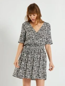 Vestido Corto Con Estampado De Fantasía - NEGRO