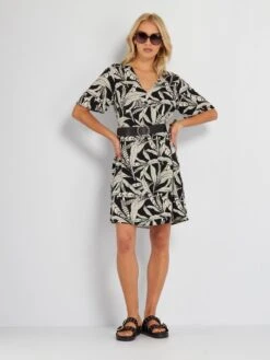 Vestido Corto Estampado - NEGRO