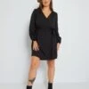 Vestido Corto Vaporoso Con Escote De Pico - Negro